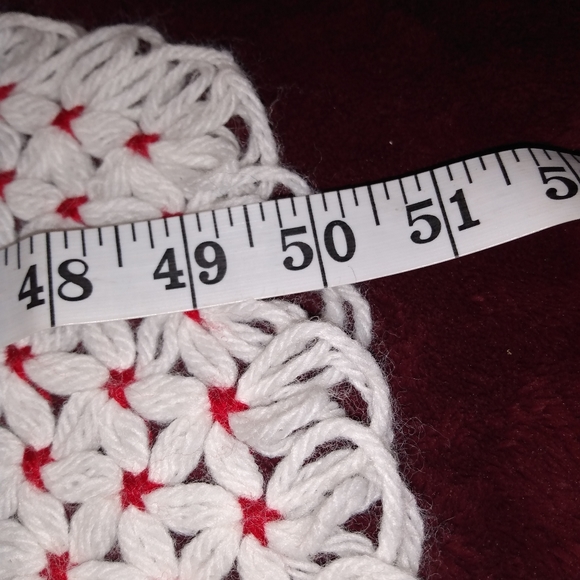 Afghan red white and black hexagon - Picture 6 of 9